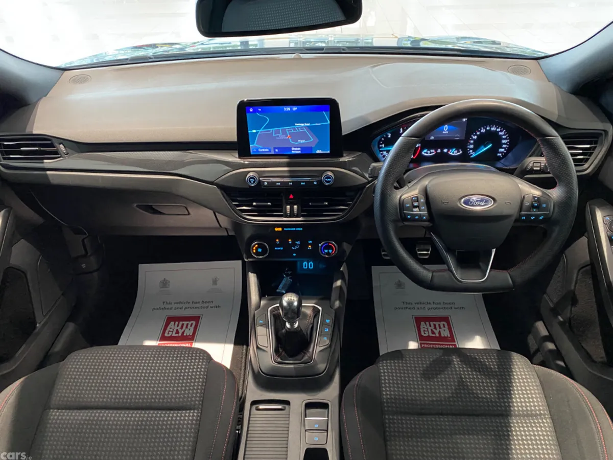 Ford Focus Hatchback, Diesel, 2021, Blue
