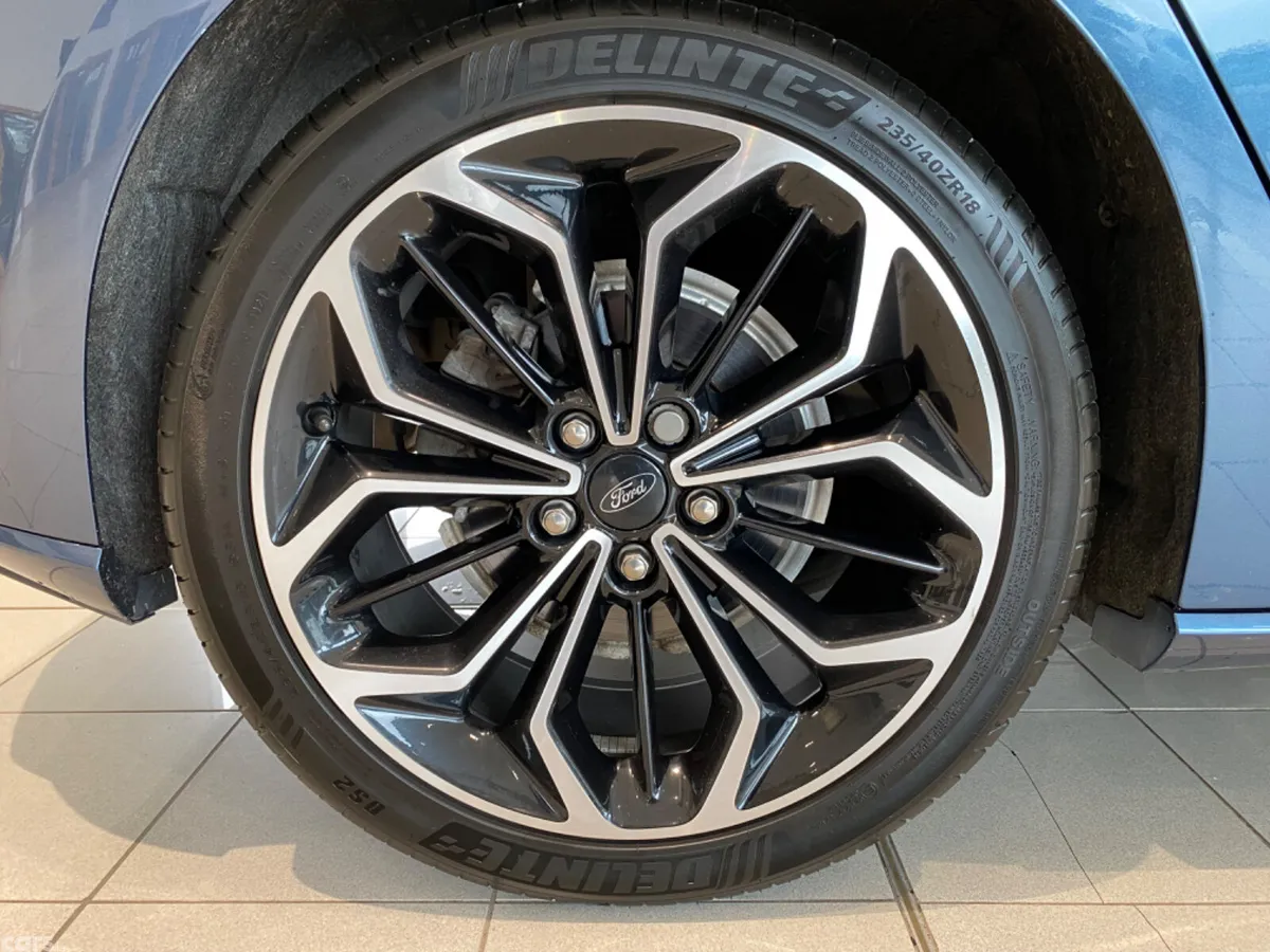 Ford Focus Hatchback, Diesel, 2021, Blue
