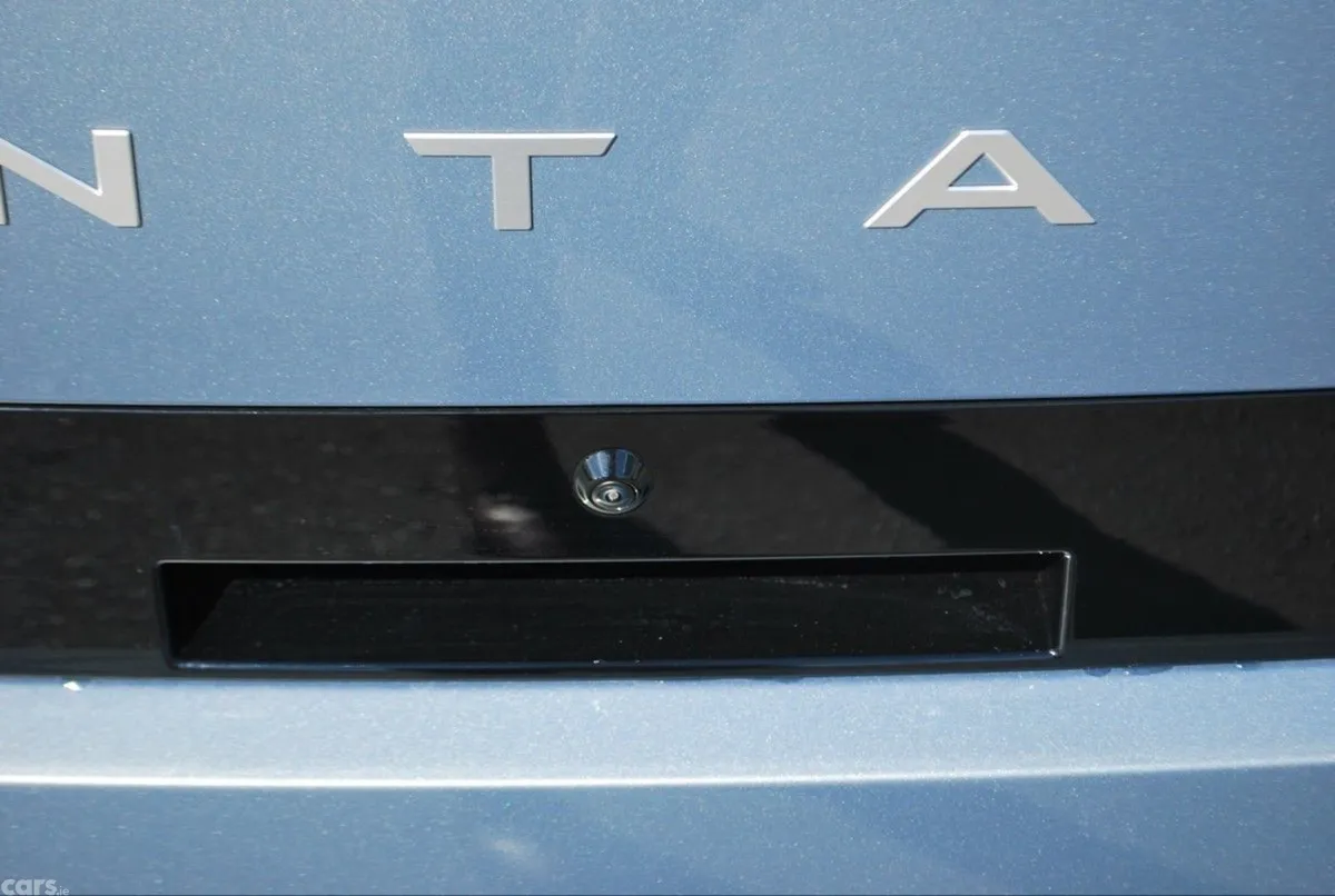 Hyundai Santa Fe SUV, Petrol Plug-in Hybrid, 2026, Blue