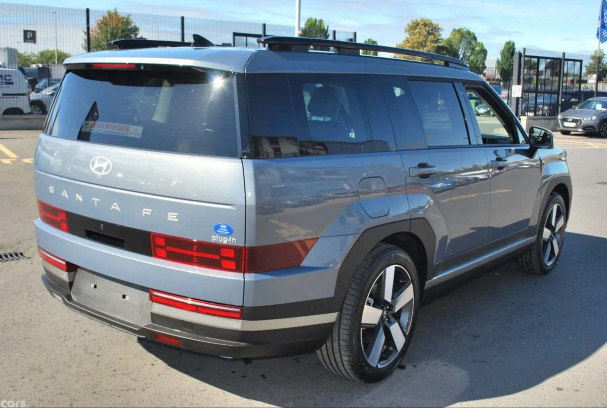 Hyundai Santa Fe SUV, Petrol Plug-in Hybrid, 2026, Blue