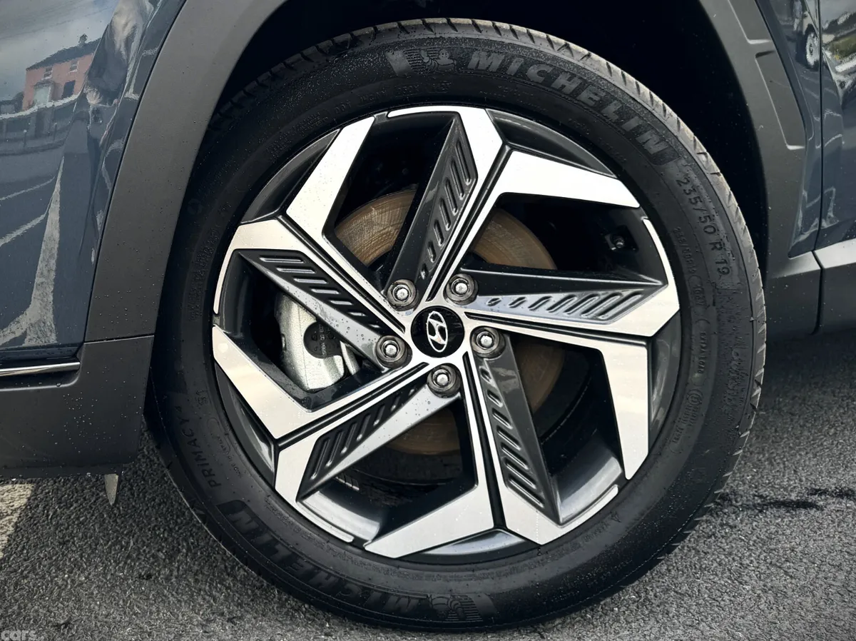 Hyundai Tucson SUV, Petrol Plug-in Hybrid, 2024, Blue
