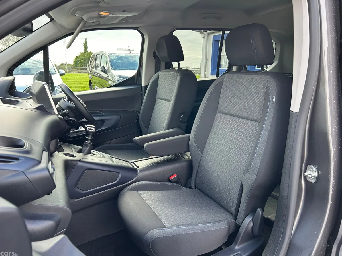 Peugeot Rifter MPV, Diesel, 2021, Grey