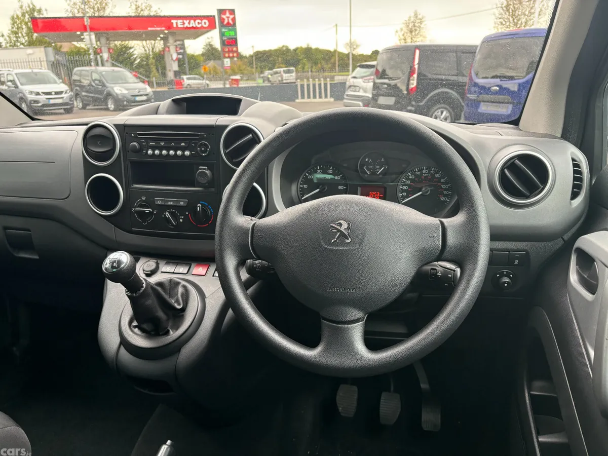 Peugeot Partner MPV, Diesel, 2018, Grey