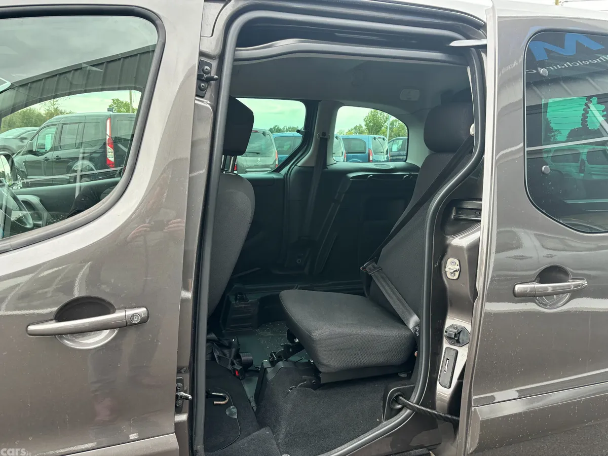 Peugeot Partner MPV, Diesel, 2018, Grey