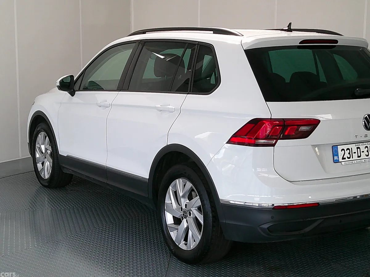 Volkswagen Tiguan SUV, Diesel, 2023, White