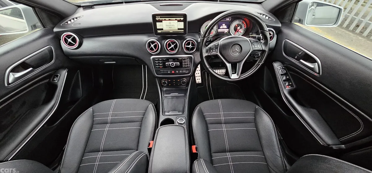 Mercedes-Benz A-Class Hatchback, Petrol, 2015, Silver