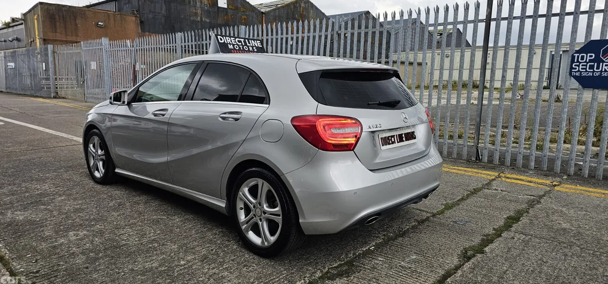 Mercedes-Benz A-Class Hatchback, Petrol, 2015, Silver