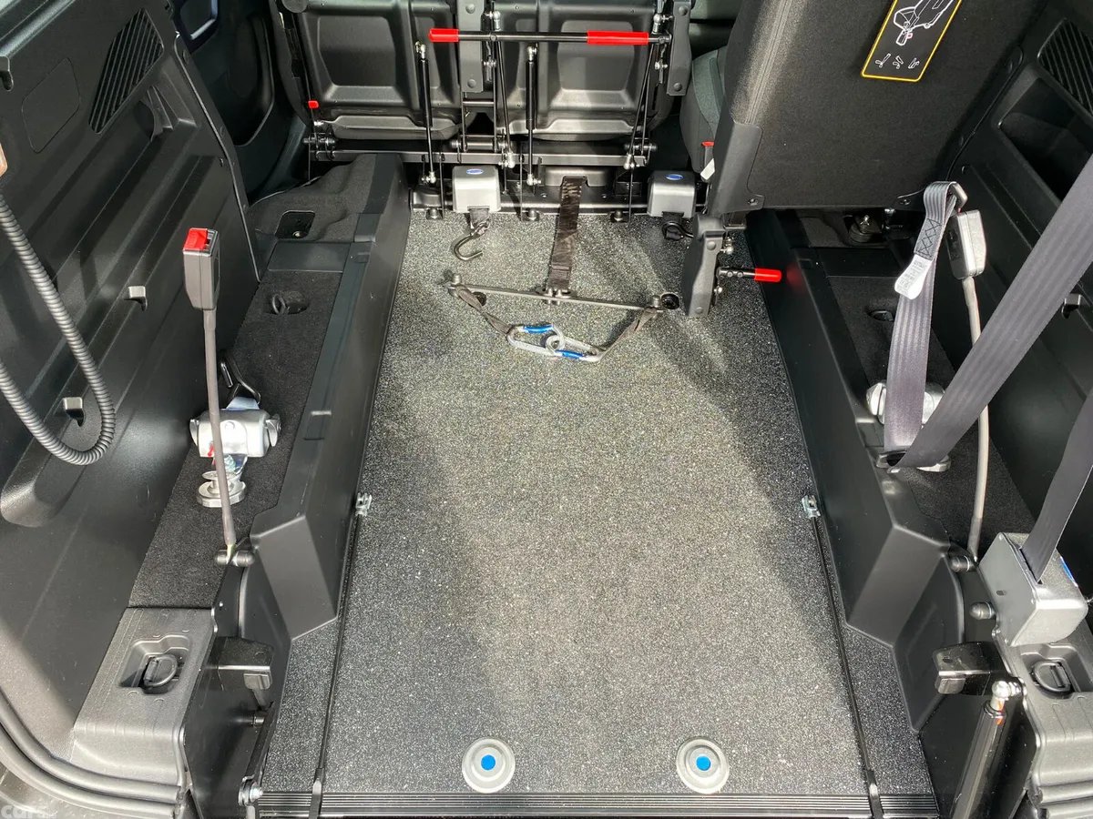 Peugeot Rifter MPV, Diesel, 2024, Grey
