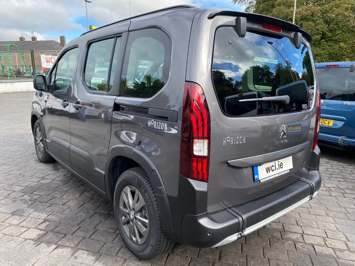 Peugeot Rifter MPV, Diesel, 2024, Grey