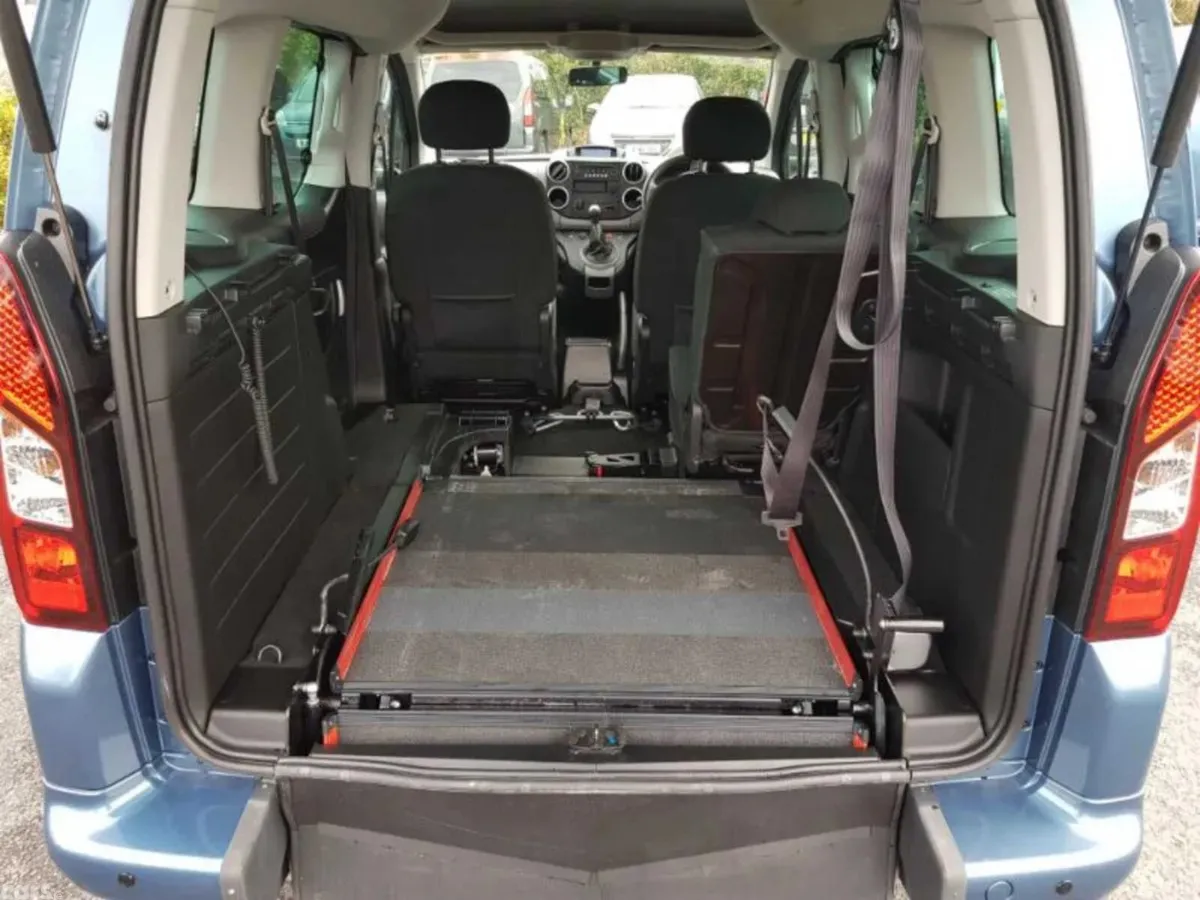 Peugeot Partner MPV, Diesel, 2016, Blue