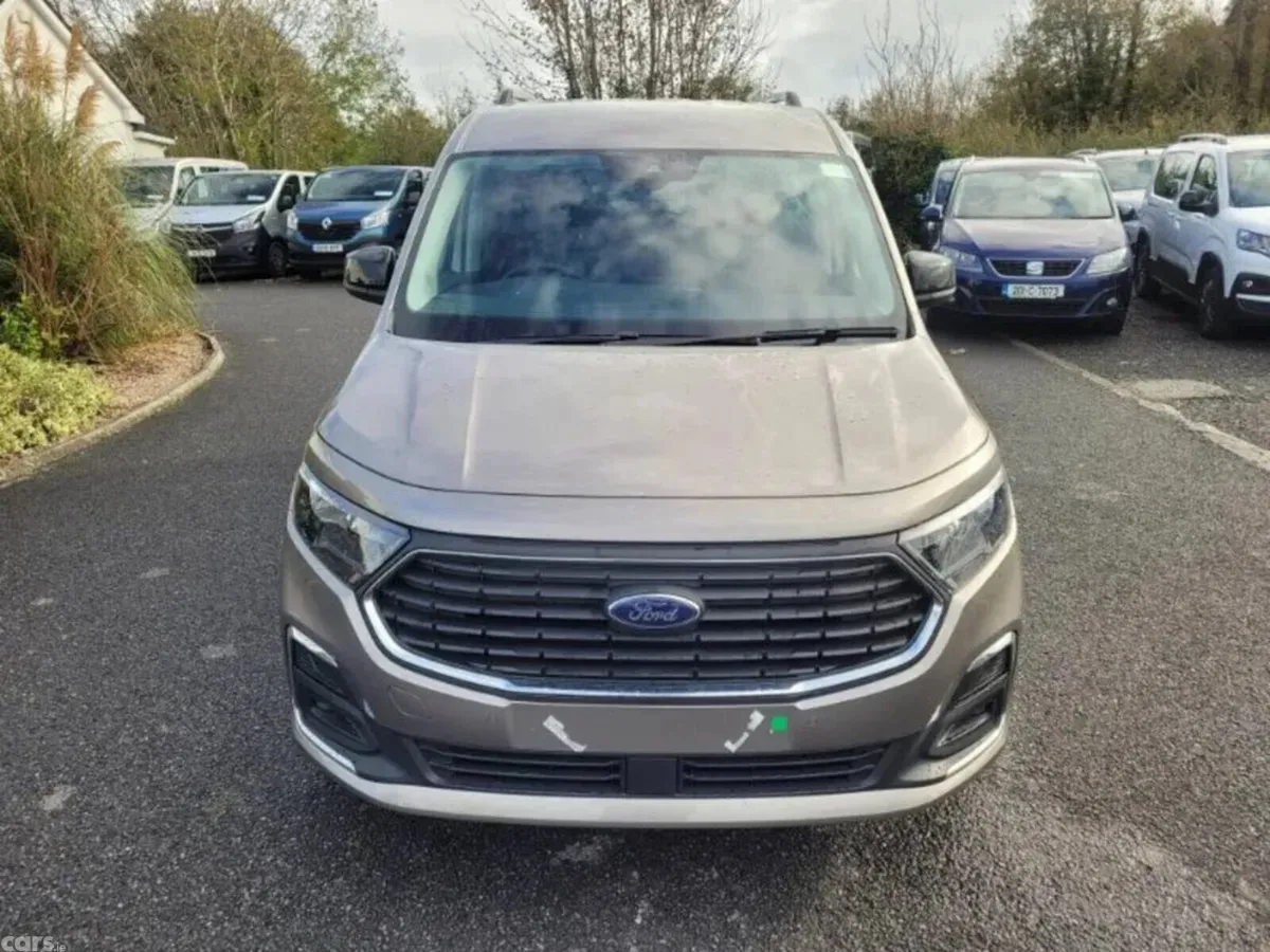 Ford Tourneo Connect MPV, Diesel, 2026, Silver