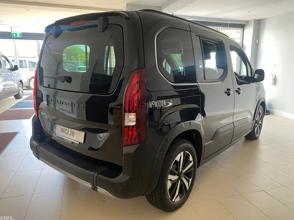 Peugeot Rifter MPV, Diesel, 2026, Black