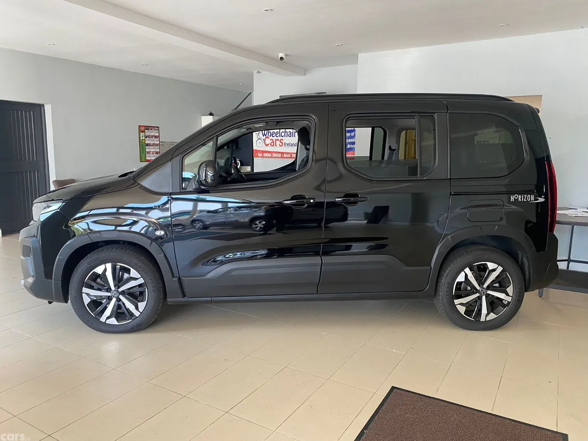 Peugeot Rifter MPV, Diesel, 2026, Black