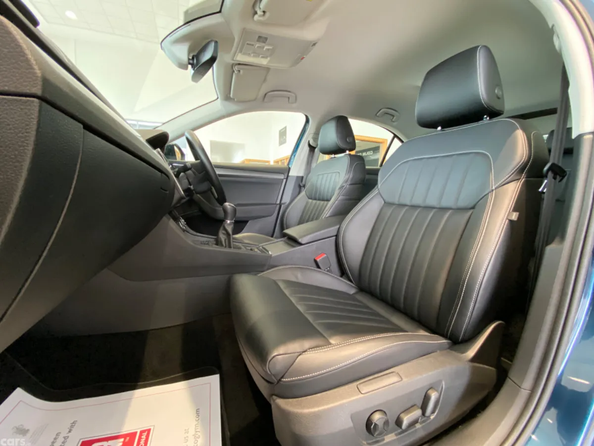 Skoda Superb Saloon, Diesel, 2022, Blue