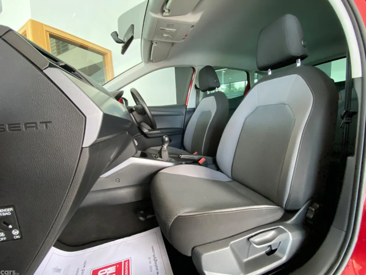 SEAT Arona SUV, Petrol, 2021, Red