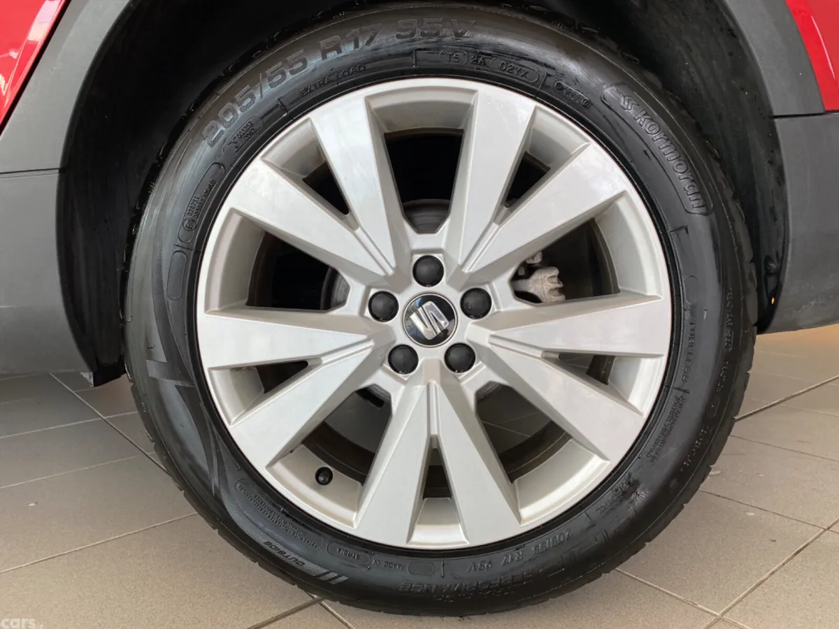 SEAT Arona SUV, Petrol, 2021, Red