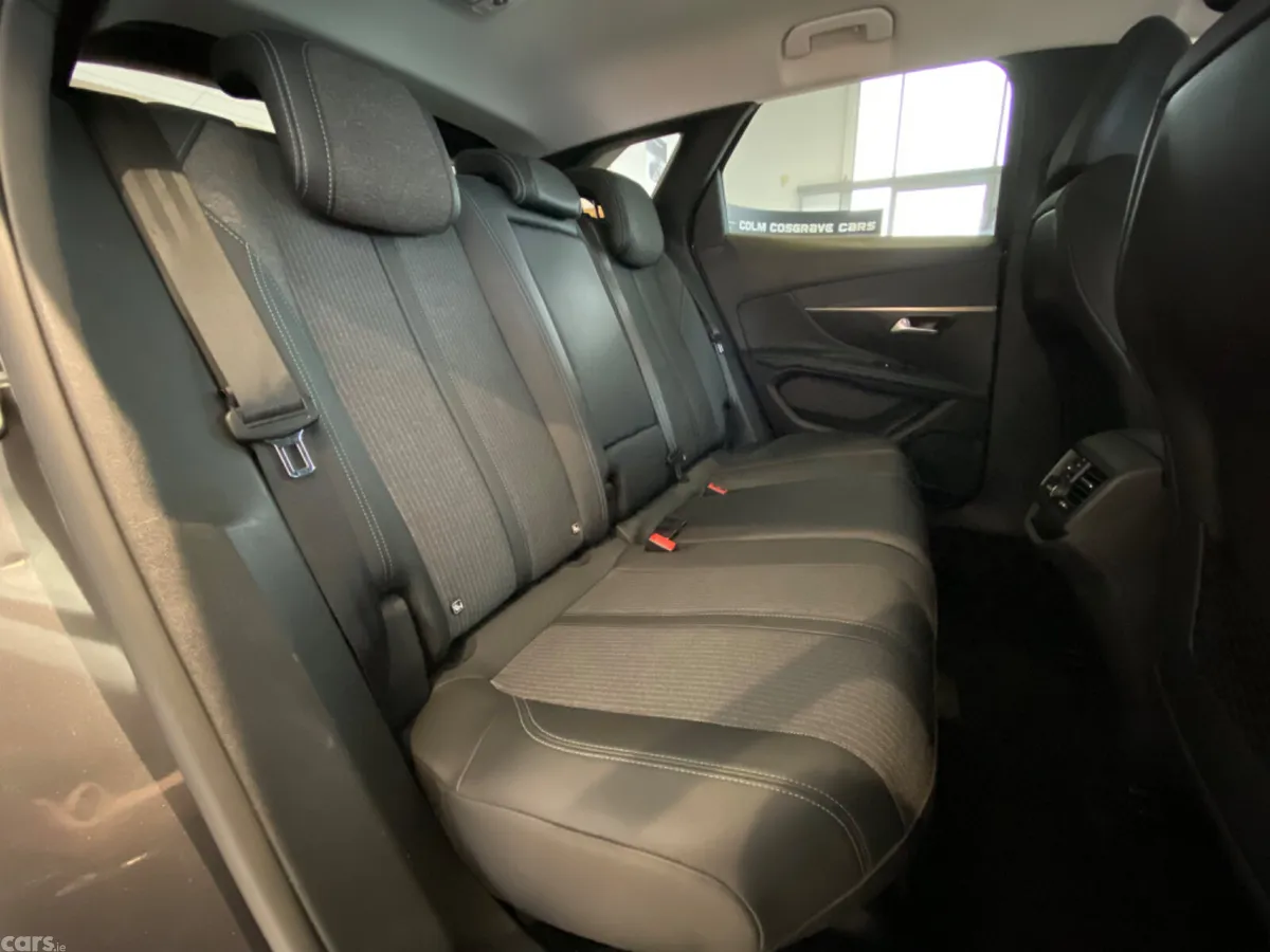 Peugeot 3008 SUV, Diesel, 2022, Grey