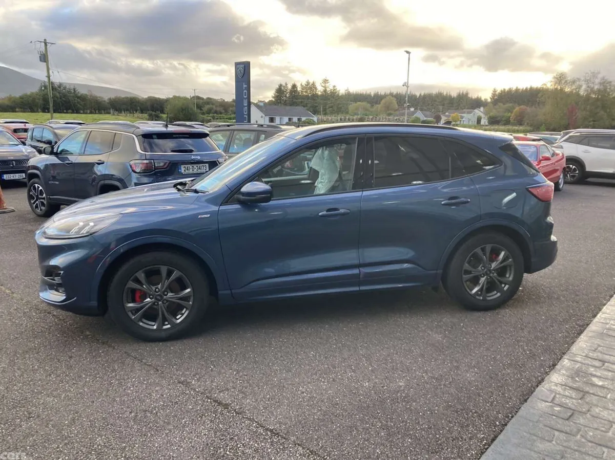 Ford Kuga SUV, Diesel, 2021, Blue