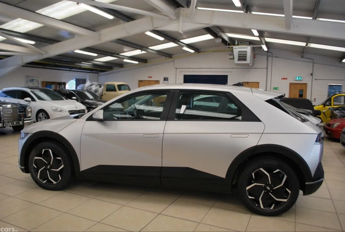 Hyundai IONIQ 5 MPV, Electric, 2024, Grey