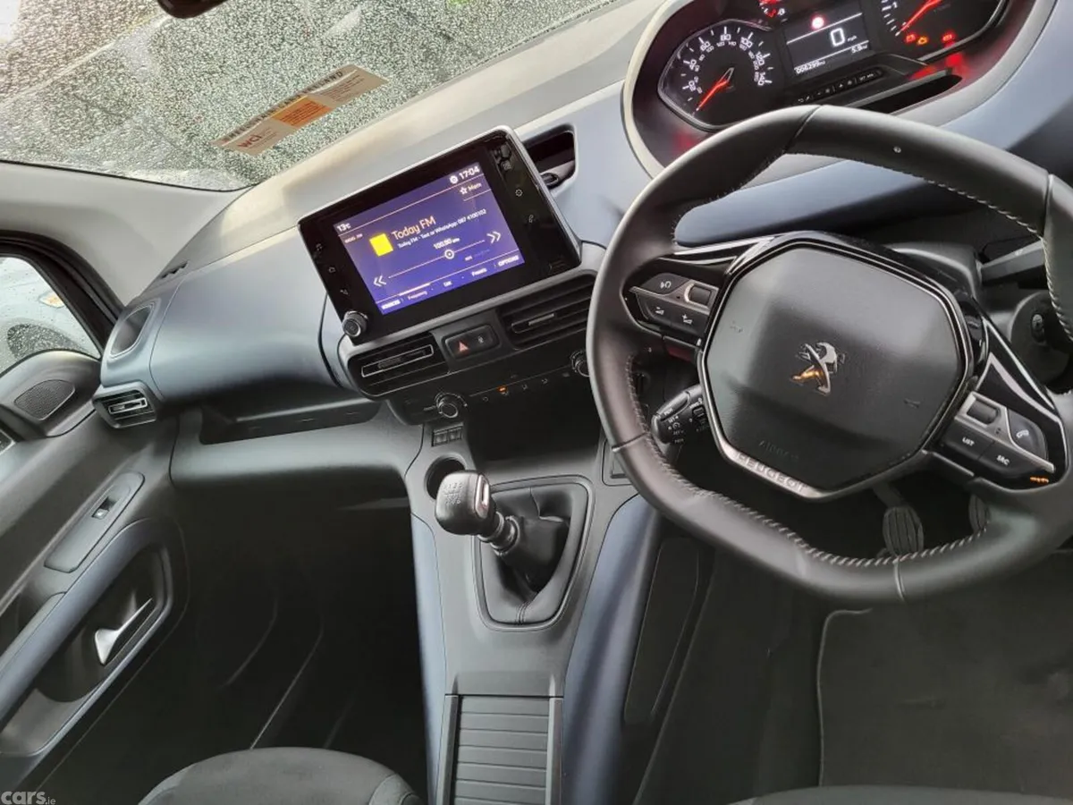 Peugeot Rifter MPV, Diesel, 2022, Grey