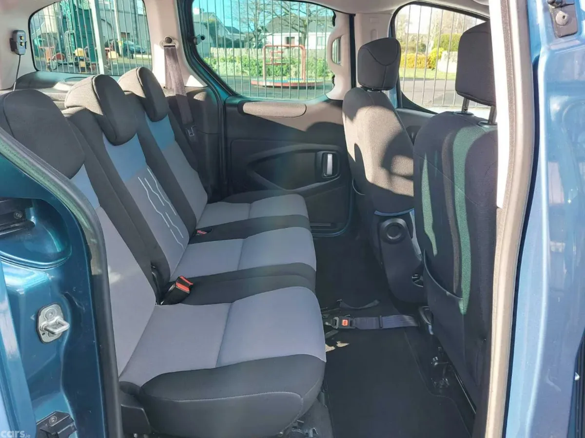 Peugeot Partner Tepee MPV, Diesel, 2018, Blue