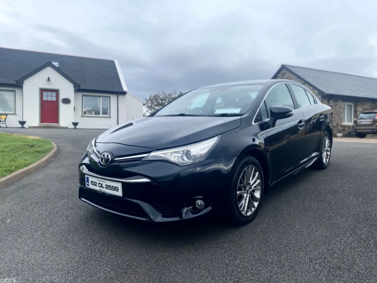 Toyota Avensis Saloon, Diesel, 2015, Grey