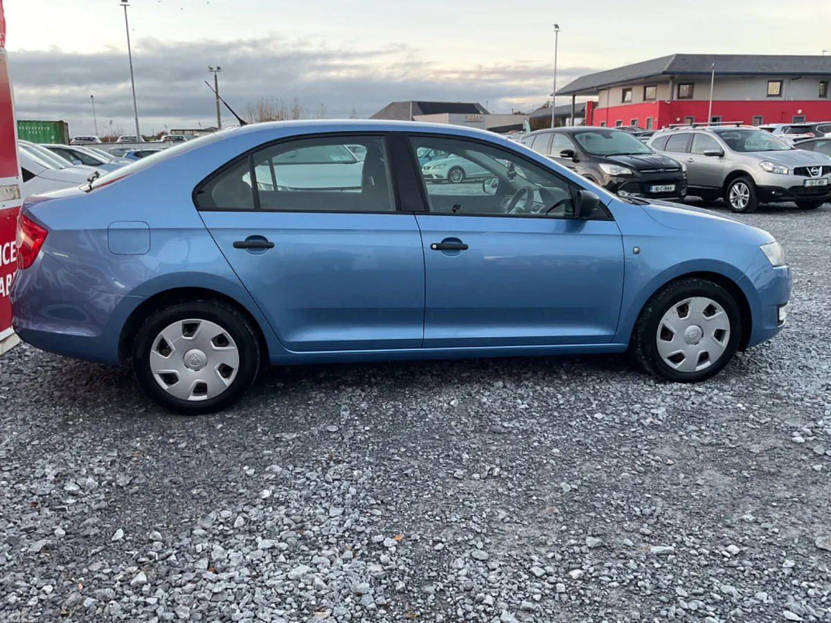 Skoda Rapid Saloon, Diesel, 2013, Blue