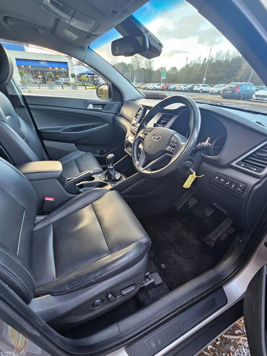 Hyundai Tucson SUV, Diesel, 2016, Beige