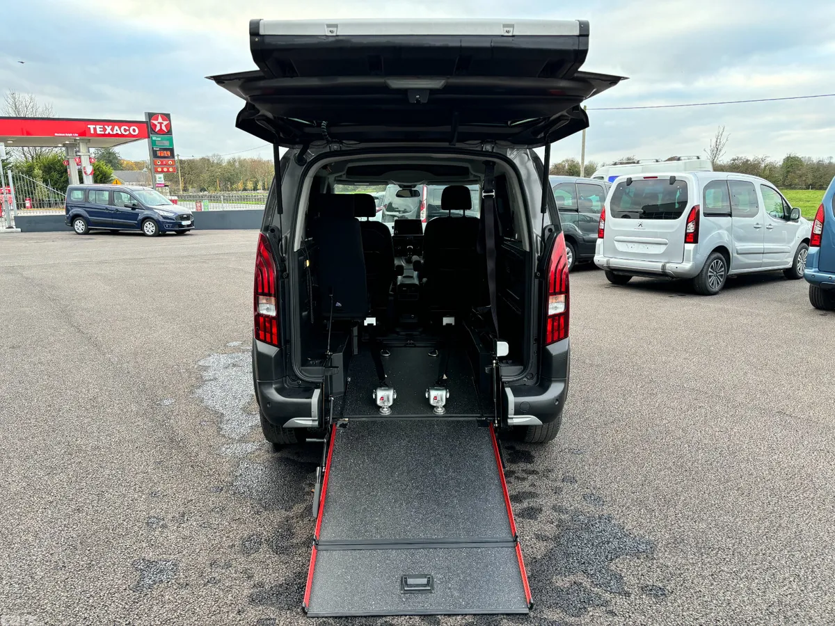 Peugeot Rifter MPV, Diesel, 2021, Grey
