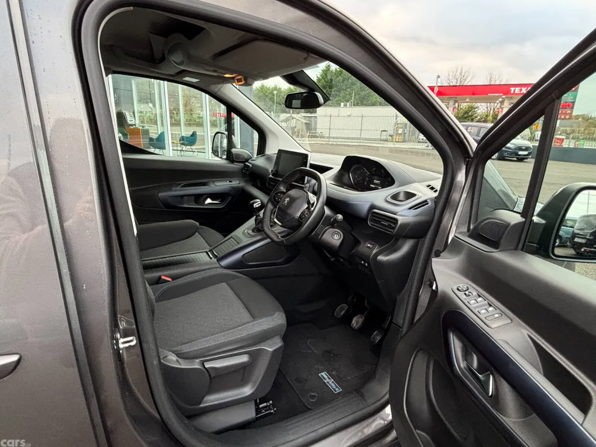 Peugeot Rifter MPV, Diesel, 2021, Grey