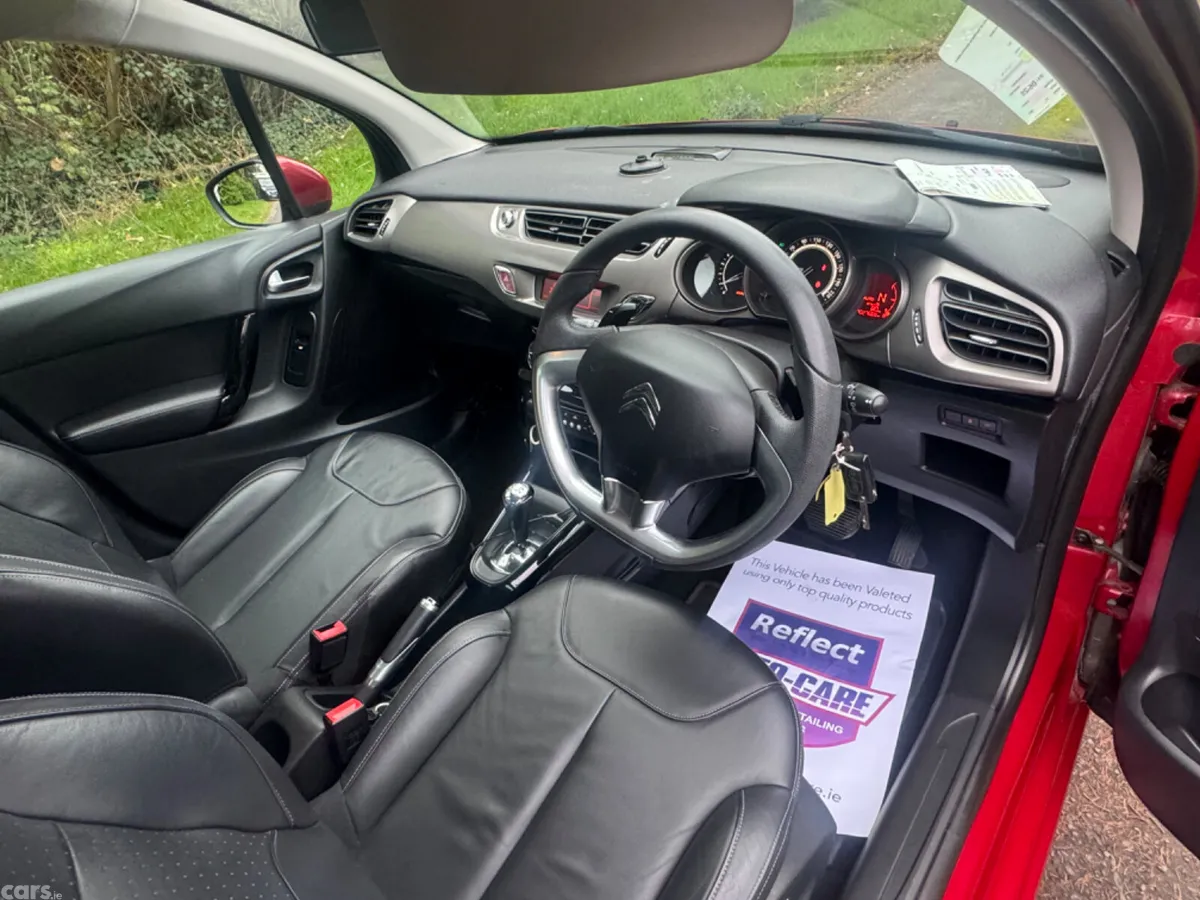 Citroen C3 Hatchback, Petrol, 2015, Red