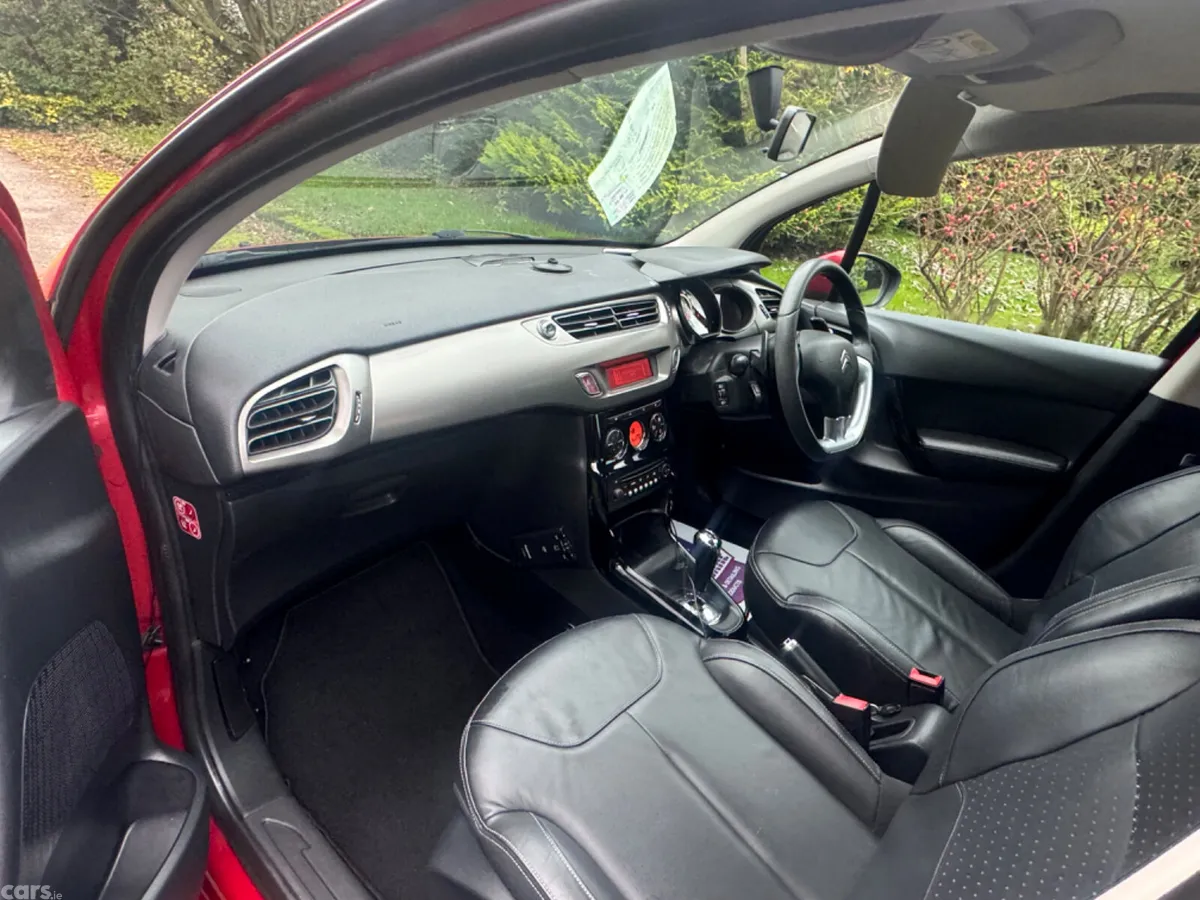 Citroen C3 Hatchback, Petrol, 2015, Red