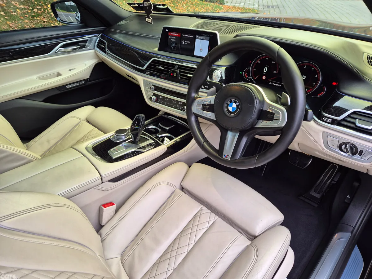 BMW 7-Series Saloon, Diesel, 2018, Black