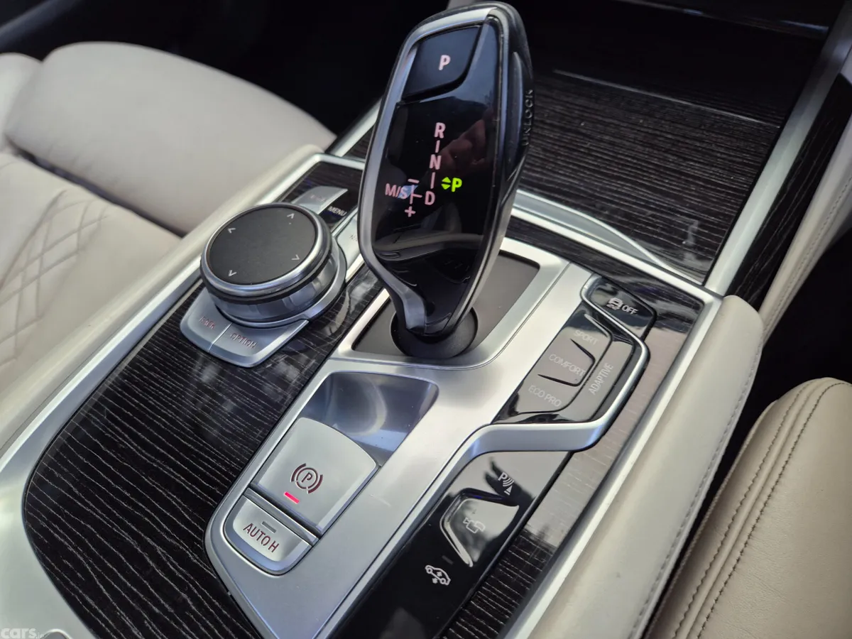 BMW 7-Series Saloon, Diesel, 2018, Black