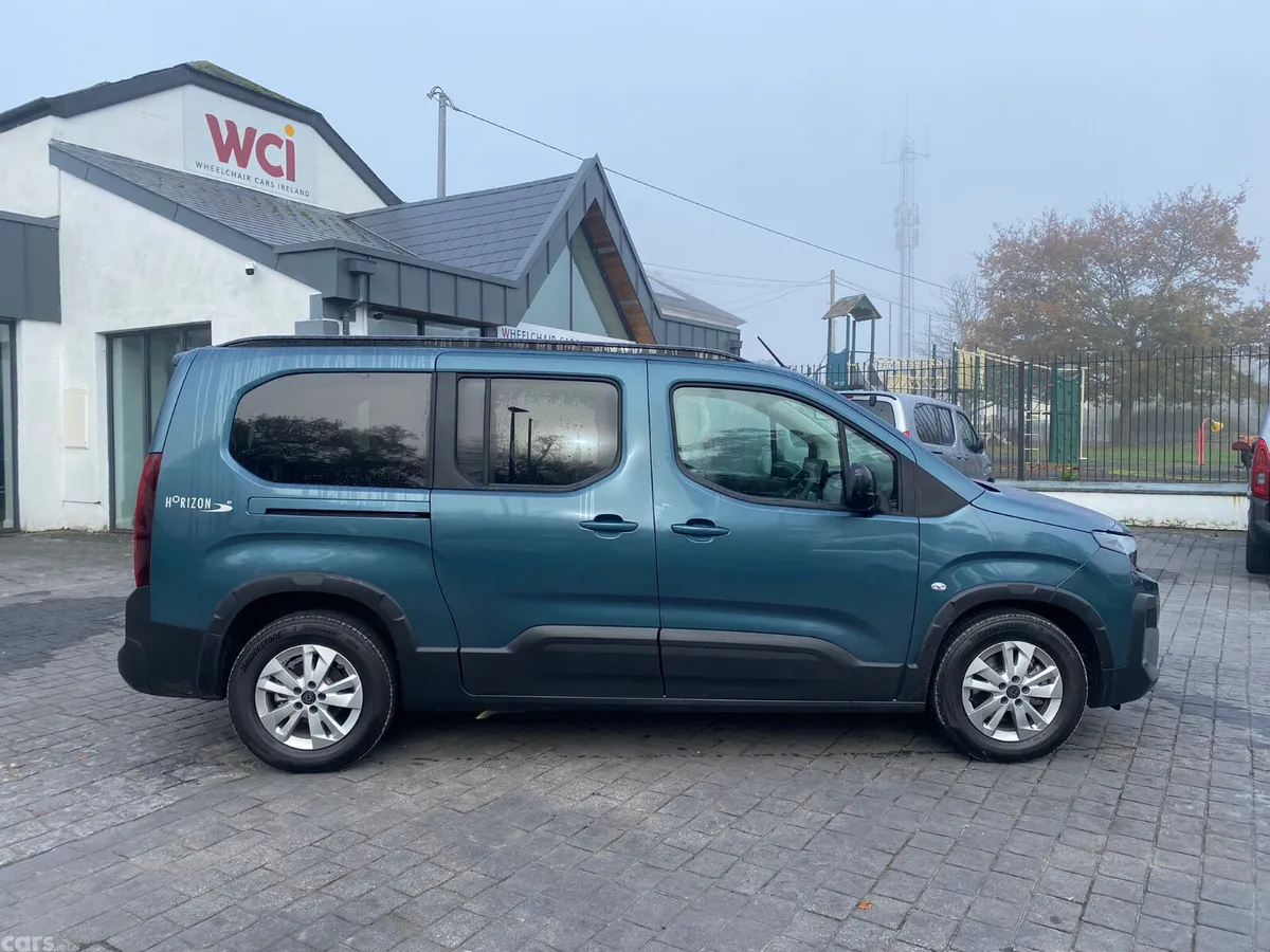 Peugeot Rifter MPV, Diesel, 2026, Blue