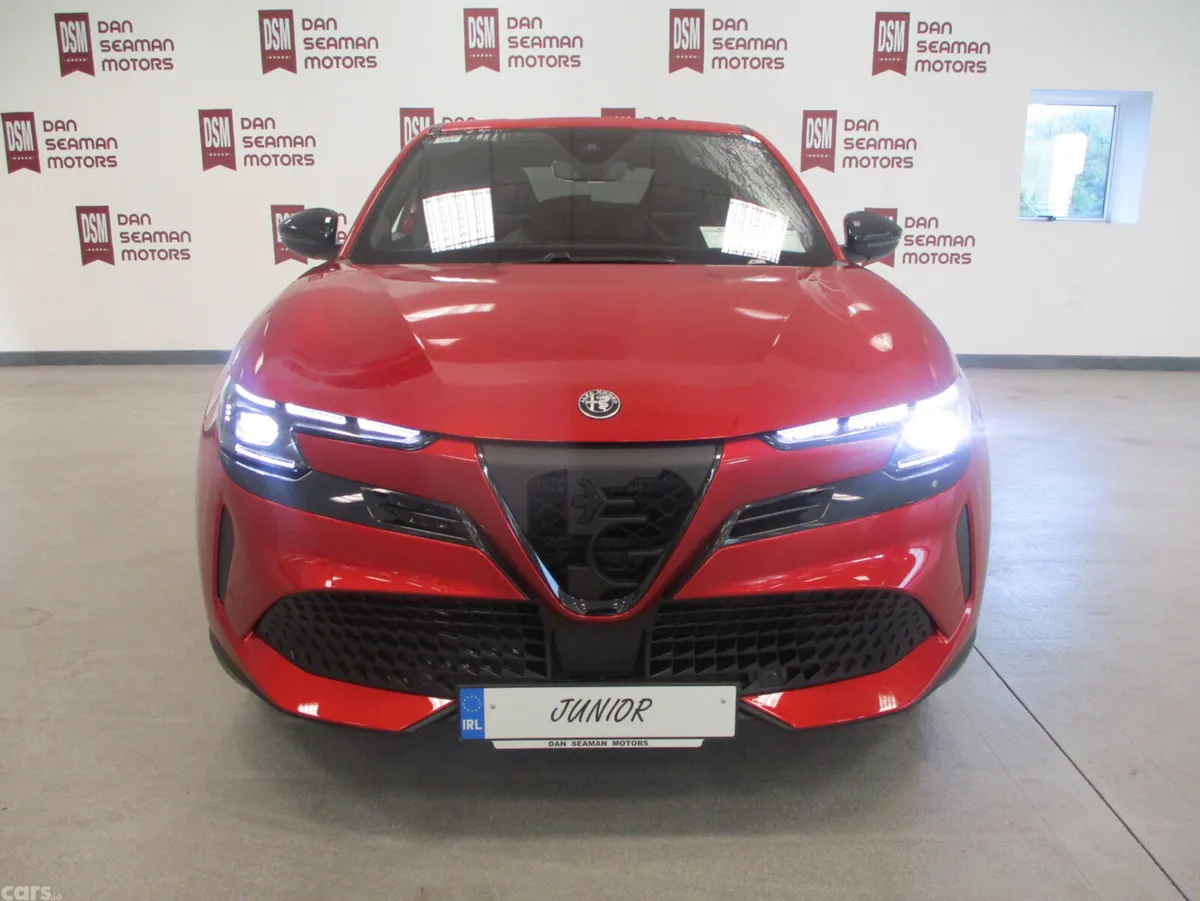 Alfa Romeo Junior SUV, Electric, 2026, Red