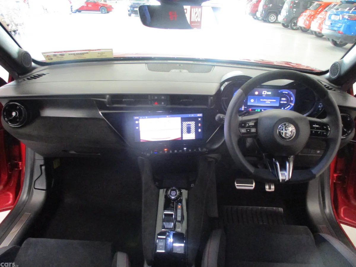 Alfa Romeo Junior SUV, Electric, 2026, Red
