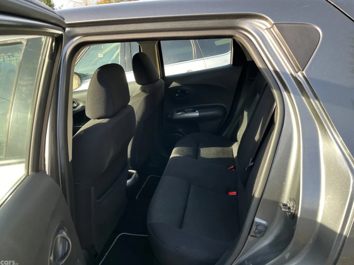 Nissan Juke SUV, Diesel, 2012, Grey