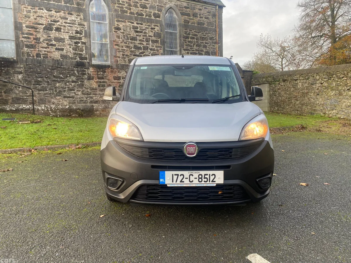 Fiat Doblo MPV, Petrol, 2017, Silver
