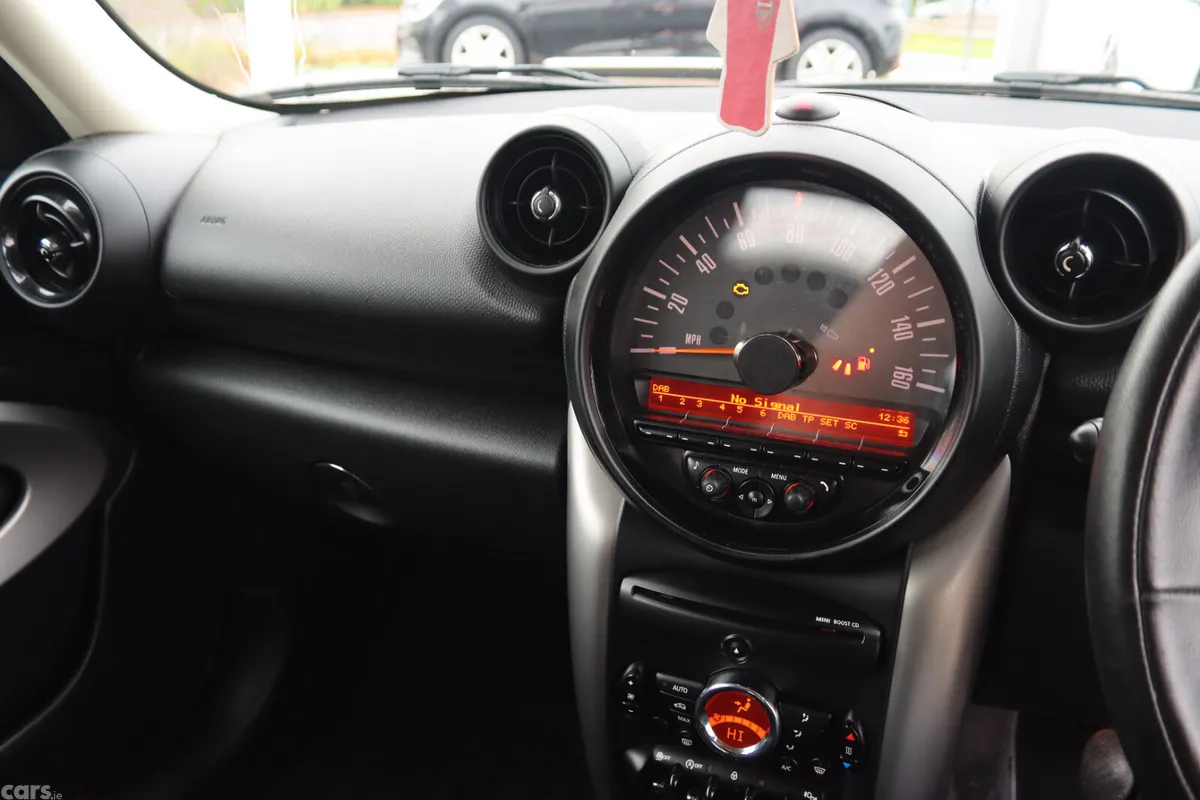 Mini Paceman SUV, Diesel, 2015, Red