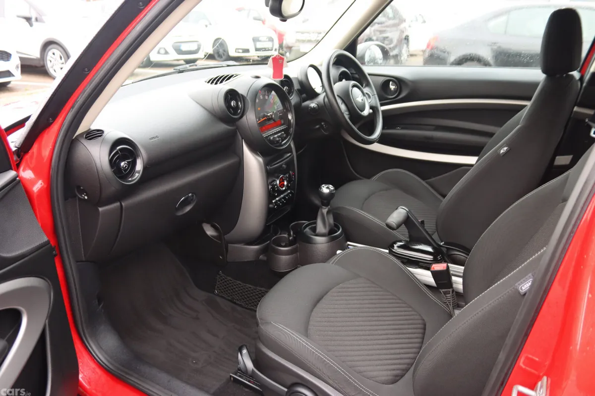 Mini Paceman SUV, Diesel, 2015, Red