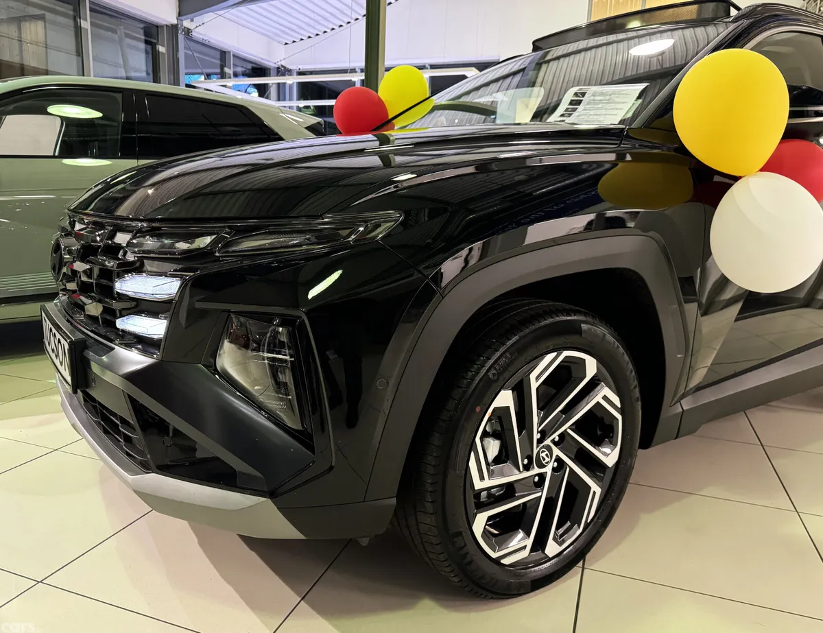 Hyundai Tucson SUV, Petrol Plug-in Hybrid, 2027, Green
