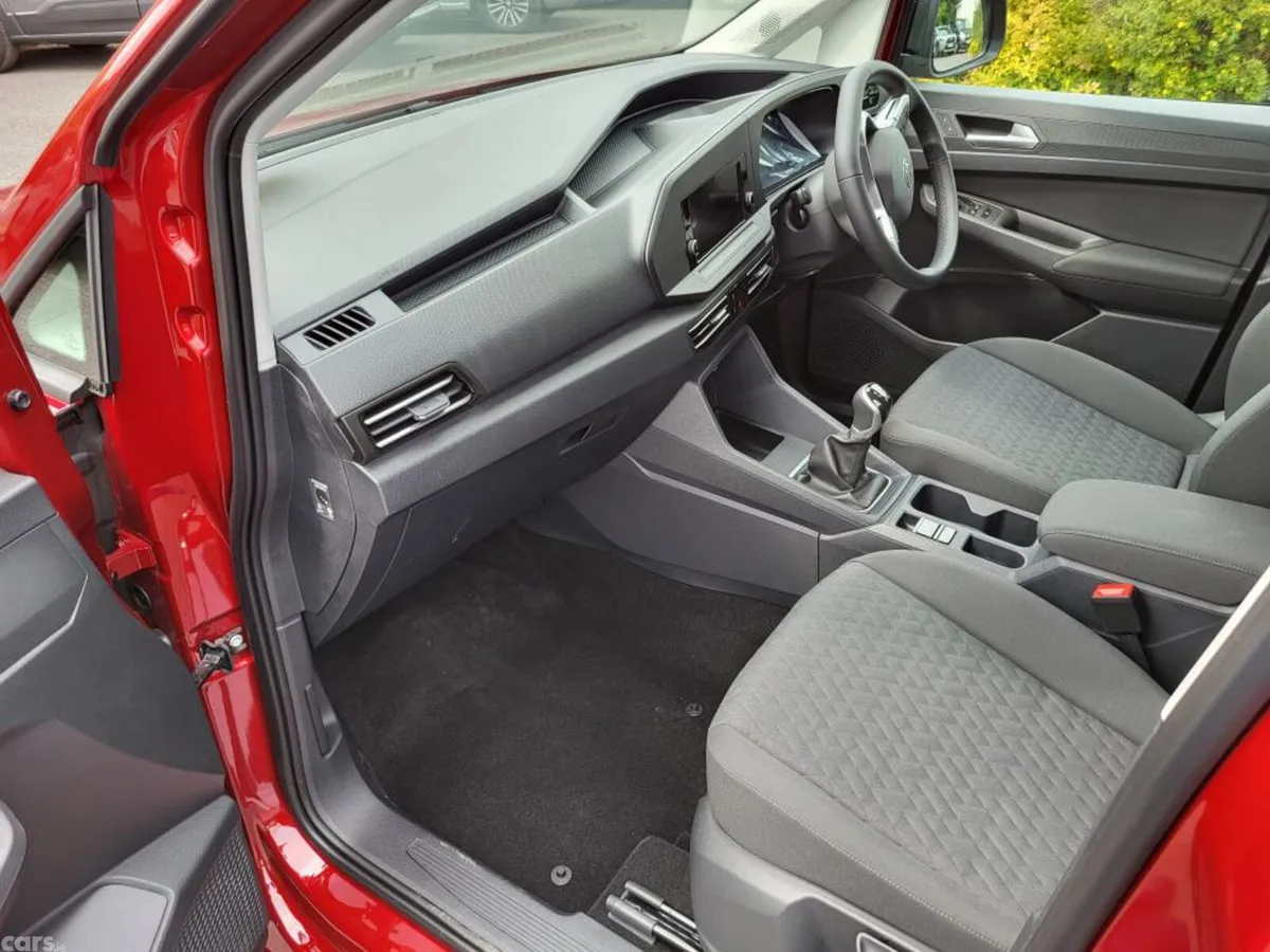 Volkswagen Caddy MPV, Diesel, 2026, Red