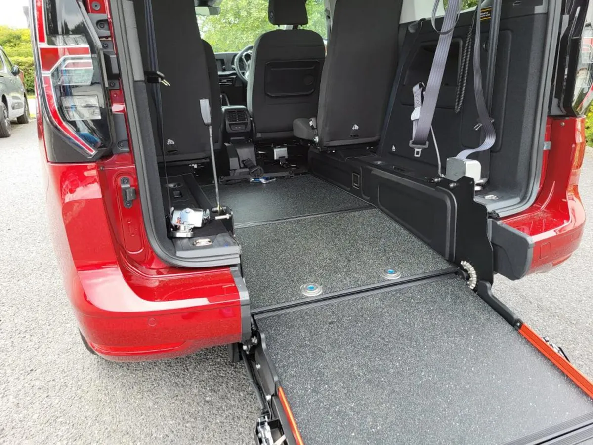 Volkswagen Caddy MPV, Diesel, 2026, Red