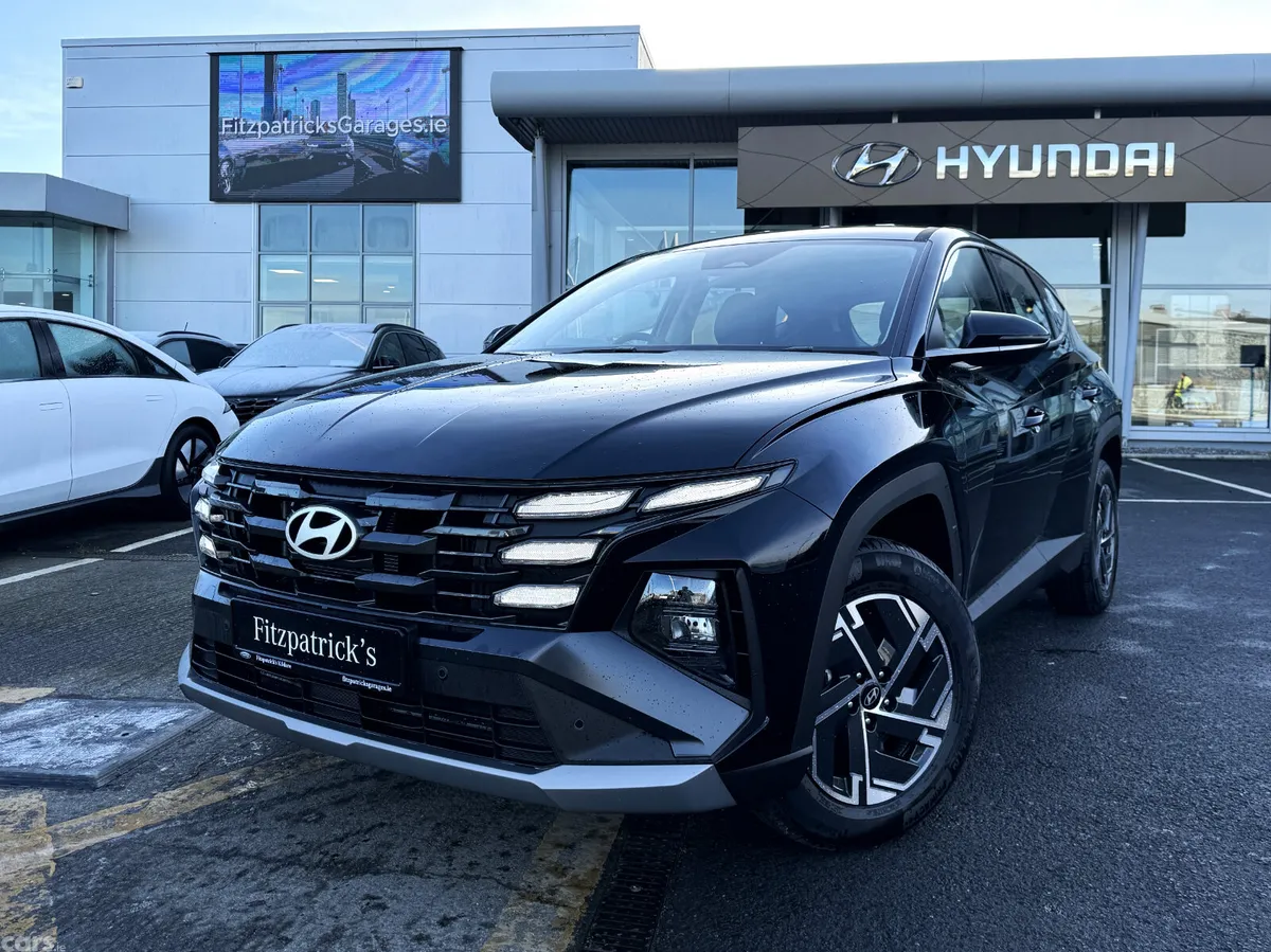 Hyundai Tucson SUV, Petrol Plug-in Hybrid, 2027, Black