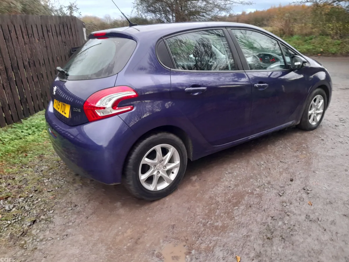 Peugeot 208 Hatchback, Petrol, 2015, Blue