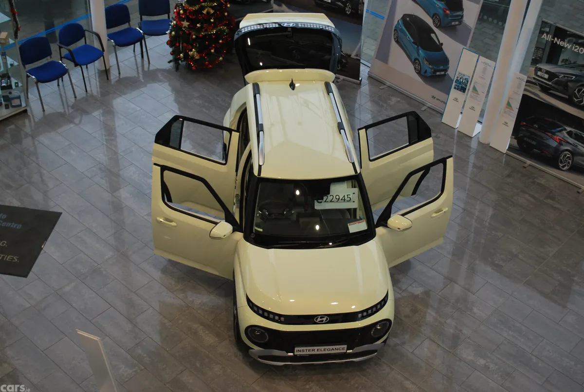Hyundai INSTER Hatchback, Electric, 2026, Beige