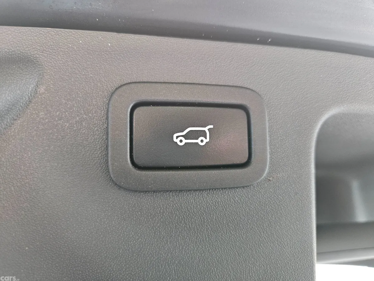 Land Rover Discovery Sport SUV, Diesel, 2017, Blue