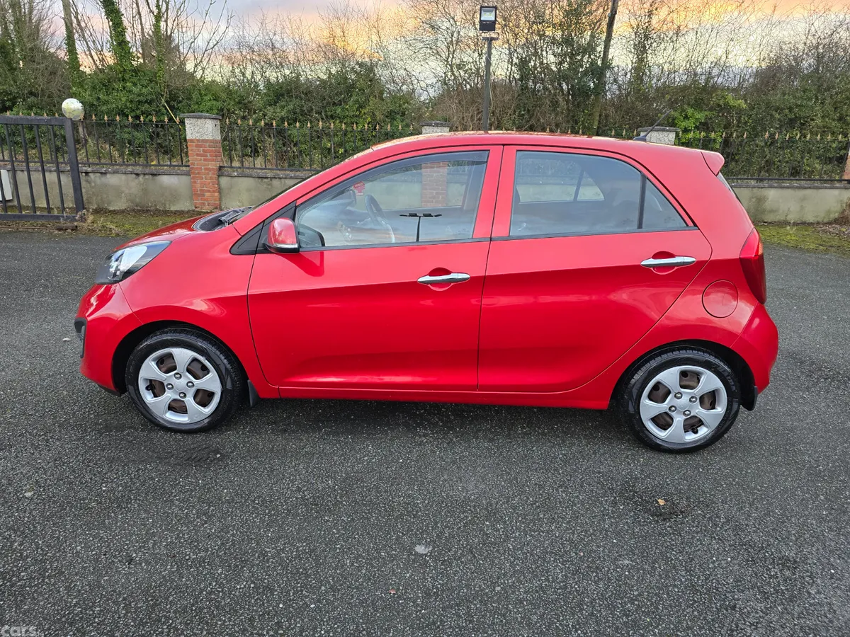 Kia Picanto Hatchback, Petrol, 2012, Red