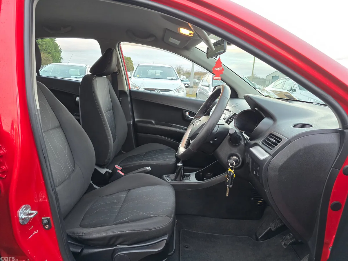 Kia Picanto Hatchback, Petrol, 2012, Red